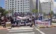 مباشر - الشرطة تحاصر مظاهرة 