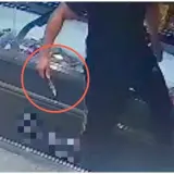 شاهدوا التوثيق -  اتهام شاب من دير الأسد بمحاولة سرقة محل وتهديد موظف بالسكين