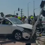 إصابة سائقة بجروح خطيرة في حادث تصادم بين مركبتين على شارع 4