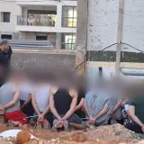 اعتقال 43 عاملا من الضفة الغربية داخل موقع بناء في كريات أونو