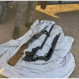 ضبط 3 بنادق صيد مخبأة بين الشجيرات في منطقة مفتوحة ببلدة يركا
