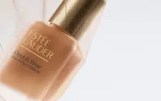 The NEW Double Wear Stay-in-Place Makeup الميك أب المحبوب من ماركة المكياج والعناية الفاخرة إستي لاودر 