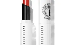 ماركة المكياج الفاخرة والمهنية بوبي براون تطلق ابتكارين جديدين للعناية اليومية بالشفاه:  Extra Lip Tinted Balm & Extra Blushing Lip Oil