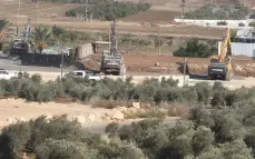 صباح قاسٍ في دير حنا | لجرافات تهدم قاعة أفراح «سما جاردن» في سهل البلدة