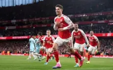 بعد 22 عاما: أرسنال يفوز ببطولة الدوري الإنجليزي الممتاز