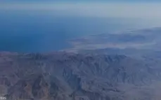 هرمز بين الضغط والتصعيد.. من يملك ورقة الحسم؟