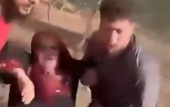 مستوطن يعتدي على سيدة فلسطينية بالضرب المبرح أثناء قطفها ثمار الزيتون في أرضها...