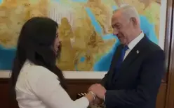 نتنياهو لركاب الطائرة : العالم كله يرى شجاعتكم وستوقدون شعلة البطولة في يوم...