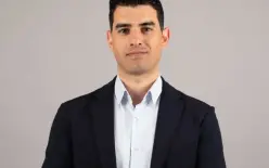 من الجليل إلى العالمية: ابن بلدة شعب أشرف محمد حسين مديرًا تنفيذيًا في عملاق الاستشارات...