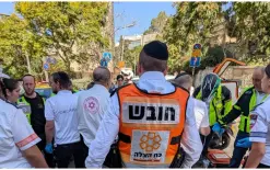 القدس: مصرع امرأة تبلغ نحو 70 عامًا بعد أن دهستها شاحنة