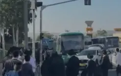 شاهدوا : اندلاع مواجهات حلال تظاهرات حاشدة للمتدينين 
