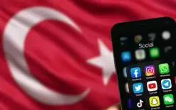 الحكومة التركية تحظر رسميًا استخدام وسائل التواصل الاجتماعي لمن هم دون سن الـ15