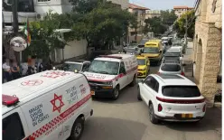 مسعدة – طواقم الإسعاف تُجري عمليات إنعاش لامرأة إثر حريق شبّ في منزل