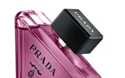 Prada Paradoxe Sweet Chemistry  ينضم إلى عالم العطور في ديوتي فري 