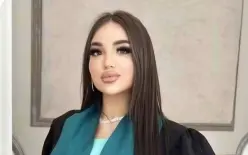 هل نبارك للأم أم للبنت؟! مبروك للدكتورتين.هنا القدس