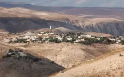منتدى الاقتصاد يحذر: البناء في منطقة E1 وعنف المستوطنين يهددان الاقتصاد الإسرائيلي