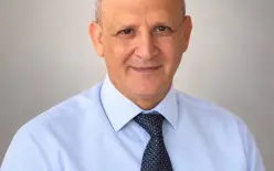 من أم الفحم إلى العالمية.. البروفيسور بشار سعد ضمن أبرز 2% من علماء العالم لعام 2026