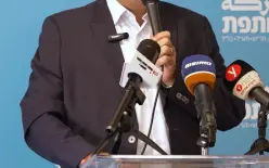 سامي أبو شحادة: القائمة المشتركة تتقدم في الاستطلاعات.. لكن ذلك لا يكفي لإحداث...