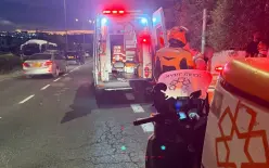 القدس: إصابة شاب 19 عامًا بجروح متوسطة إثر سقوطه عن سلّم
