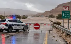 إغلاق شارع 90 في الجنوب بسبب السيول والفيضانات