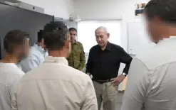 نتنياهو : لن أسمح أبدًا تشكيل حكومة إسرائيلية بالتعاون مع الأحزاب العربية