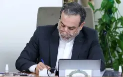 عراقجي يبحث مع نظيره الباكستاني جهود إنهاء الحرب والتطورات الإقليمية