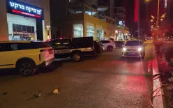 ليلة عنيفة في منطقة حيفا: فتى بحالة خطيرة إثر طعن في طيرة الكرمل وإصابات بشجار في شارع...