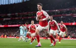 بعد 22 عاما: أرسنال يفوز ببطولة الدوري الإنجليزي الممتاز