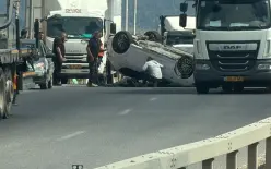 إصابة خطيرة بحادث إنقلاب سيارة على مفرق طمرة