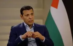 رئيس (الشباك) زيني يلتقي محمد دحلان في الإمارات