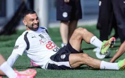 محمد صلاح يفاجئ لاعب منتخب مصر بهدية ثمينة 