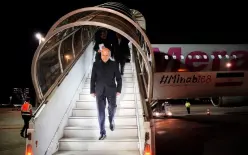 وفد إيراني يزور سلطنة عمان لمناقشة ترتيبات مضيق هرمز