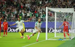 المنتخب الجزائري ينتفض ويقلب تأخره ليخطف فوزًا مثيرًا من الأردن 