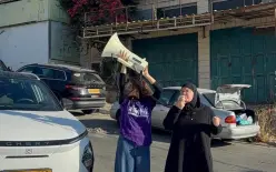 حزب “لكلِّنا مكان” يحتج أمام منزل بن غفير بعد أسبوع شهد عددًا كبيرًا من ضحايا...
