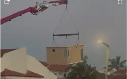  شاهدوا.. سقوط الشاحنة والرافعه في تل ابيب كادت ان تدمر البيوت