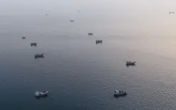 تهديد ترامب بالبنى التحتية.. هل تشتعل حرب هرمز الشاملة؟