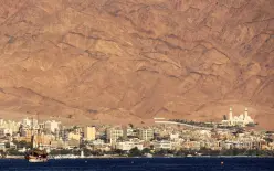 الجيش الإسرائيلي: رصد إطلاق صواريخ من إيران باتجاه العقبة في الأردن