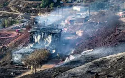 اعتقال فلسطينيين بدعوى التسبب بحريق أدى إلى إخلاء بؤرة استيطانية بالضفة