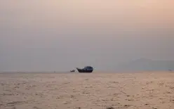 إيران: وضع مضيق هرمز لم يتغير ولا نسعى لمحادثات 