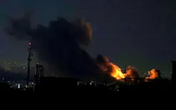 الجيش الأميركي يشن غارات على إيران