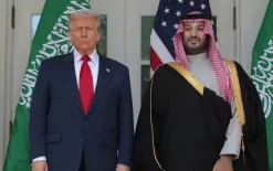 من ضغط على ترامب ليوقف الهجوم على إيران ؟ 