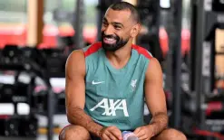 أريد راتب رونالدو.. محمد صلاح يصدم الاتحاد السعودي 