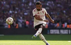 رسميًا -  محمد صلاح يوقع في طرابزون سبور التركي وهذا هو راتبه