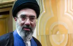 الحاكم الغامض لإيران يبعث بإشارة متشددة تجاه ترامب