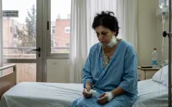 إعتدى على زوجته في رحلة استجمام داخل الفندق..غيرته كادت أن تقتلها!!