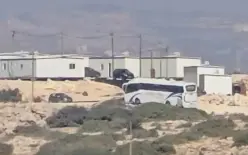  رام الله: شجار يتخلله استعمال رافعات وبحاشات ...شاهدوا