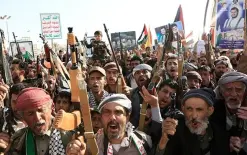 الحوثيون يعلنون استهداف مصفاة أرامكو في السعودية بطائرتين مسيّرتين