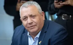 أيزنكوت: لن أطلب شيئ من الأحزاب العربية..تؤيد تعارض شأنها!!