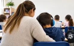 قبل قرع جرس المدارس.. نقص 5 آلاف مرافقة لطلاب ذوي الاحتياجات الخاصة تابعوا التفاصيل…