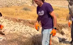 ناشطو نقف معًا يزيلون حواجز المستوطنين في جناتا ويواجهون اعتداءاتهم